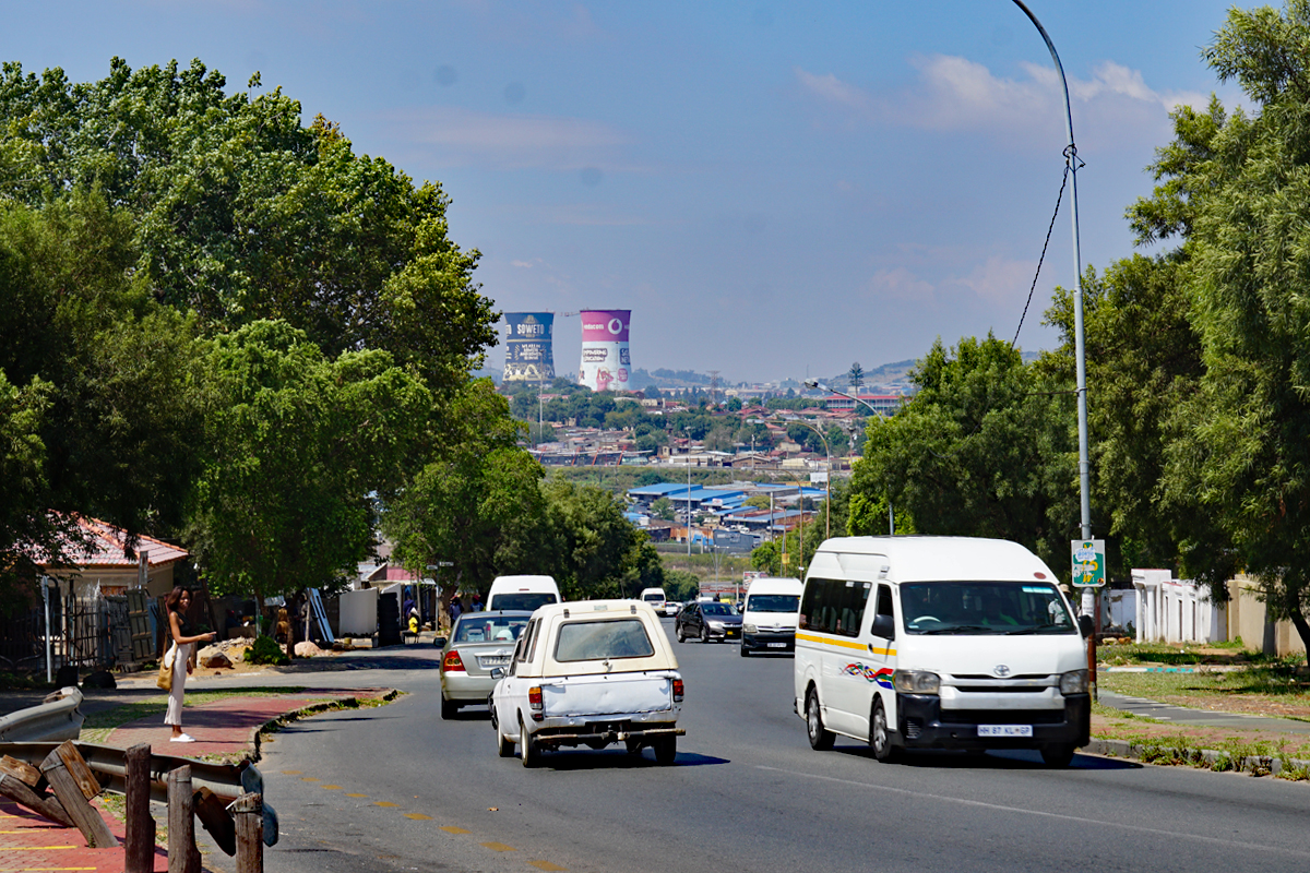 Soweto und Orlando Towers im Hintergrund